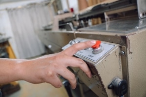 CNC machine monitoring for downtime monitoring